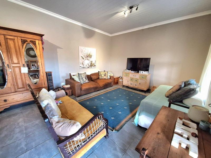 2 Bedroom Property for Sale in Bergsig Western Cape